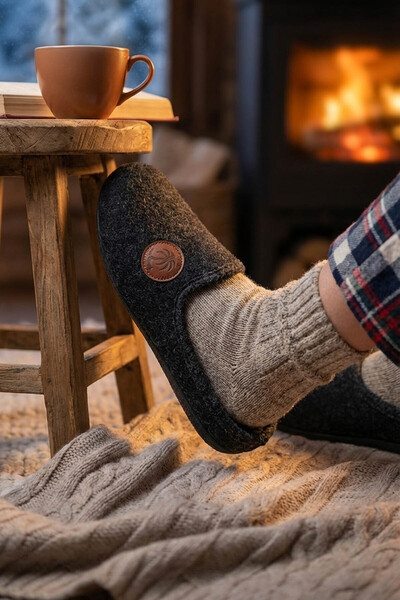 GEZER Férfi téli filc levehető talpbetét Kényelmes otthoni kerti gondolpapucs