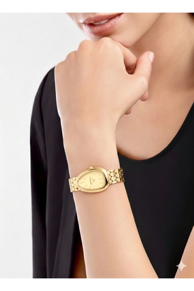 PW POLO WHITE ساعة يد نسائية باللون الذهبي Pw93