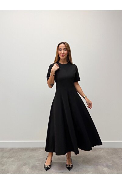 Maldia Shop Women's Maxi Length Flared Princess Black Dress