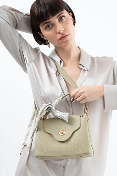 Matthew Cox Women's Hand Bag Byn2353