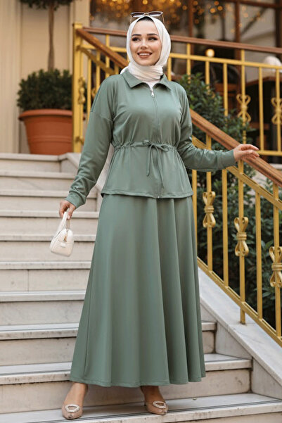 N.S NEVA STYLE طقم تيزيت أخضر محتشم مكون من قطعتين مع تنورة 13251CY