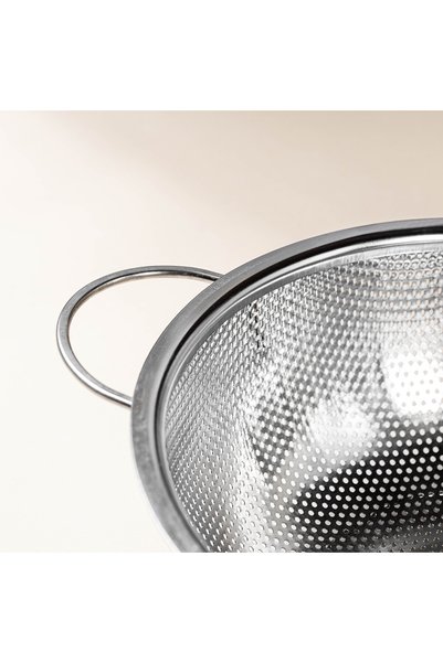 Tantitoni Stainless Steel Strainer with Handle 20.3cm