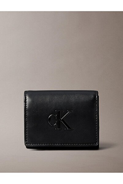 Calvin Klein Women Black Bold Medium Bifold Wallet