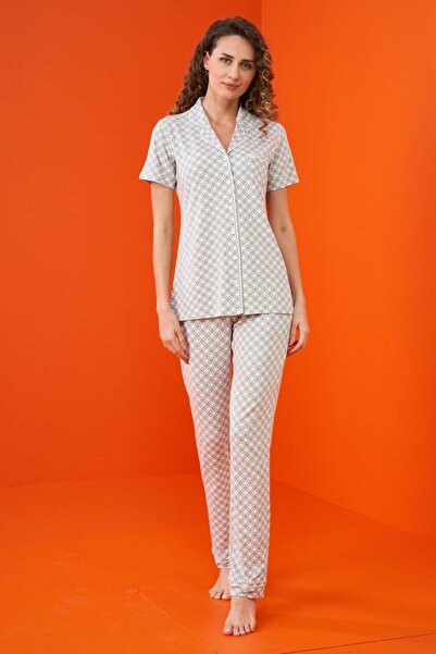 Pjs Pijama Pjs 23203 Жіночий піжамний комплект з ґудзиками та візерунком