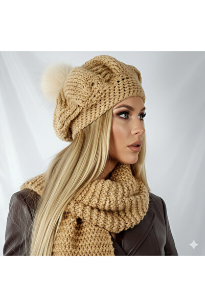 drt tasarım طقم قبعة صوفية مع بوم بوم بلون الكالكر