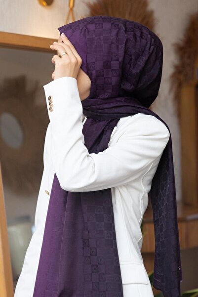 Vissona 57% MĂTĂR 43% BUMBAC Șal cu model gradient de culoare prune - 70x190 Tip de cusătură Cusut italian