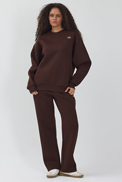 Kadın Oversize Basic Bisiklet Yaka Eşofman Takımı – Rahat Kalıp Sweatshirt + Bol Paça Alt