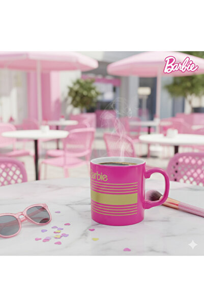 Barbie كوب سيراميك بتصميم منقوش باللون الوردي مرخص عليه عبارة "Born To Lead" ...