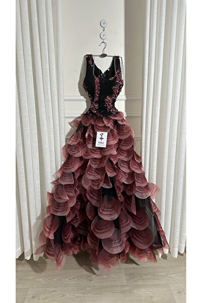 Onila Elegant burgundy embroidered dress