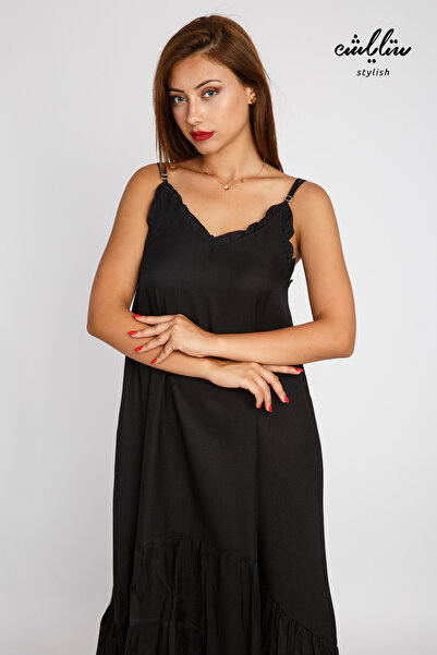 Stylish فستان علاق ناعم باللون الأسود بحواف من الكسرات المائلة ، عصري وجذاب