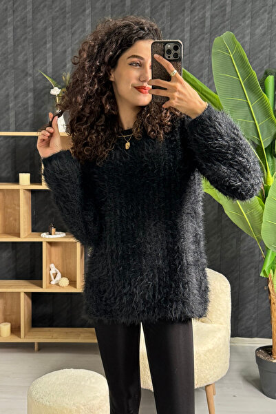 PUANT ATELIER Puant Women's Oversized Soft Beard Knitwear Sweater