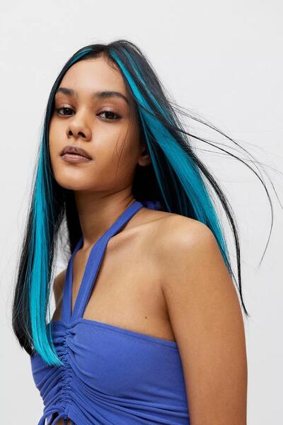 New Obsessions قطعتان من الشعر الصناعي الملون