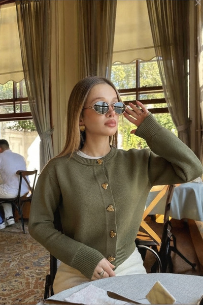 miratriko Kalp Düğmeli Trend Triko Hırka