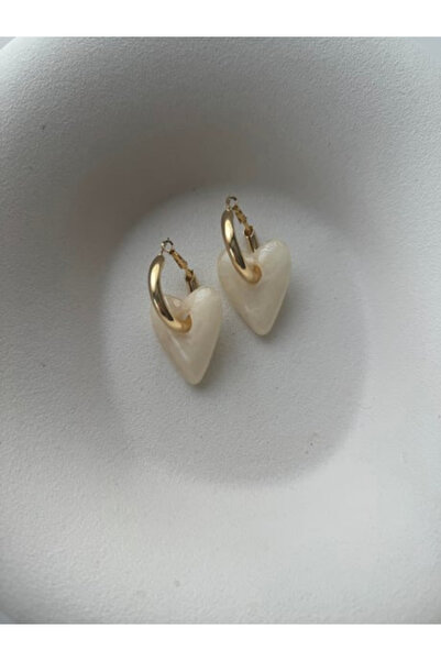 Nole&Co. Heart Design Earrings