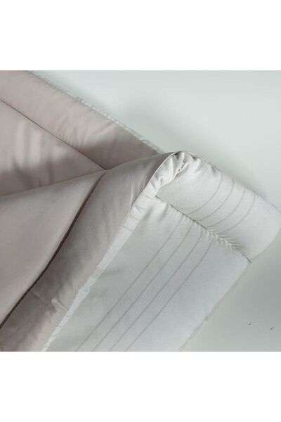 Reiashn Hotel striped summer double bedspread in beige