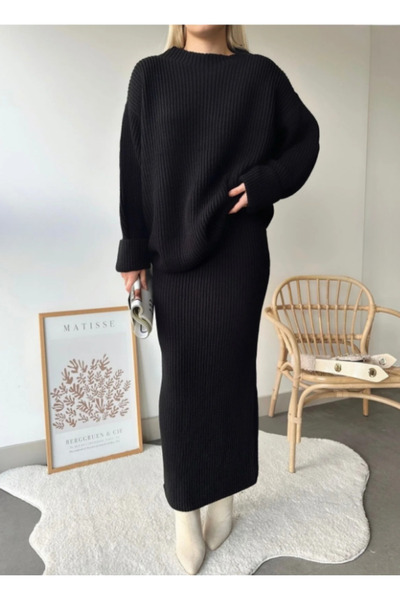 meday Clothing Black Corded Fabric Knitwear Sweater and Long Pencil Skirt Set |   Oversized High-Necked Winter Knitted Double Suit