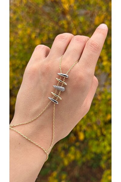 Muse Sister Vittorina Şahmeran