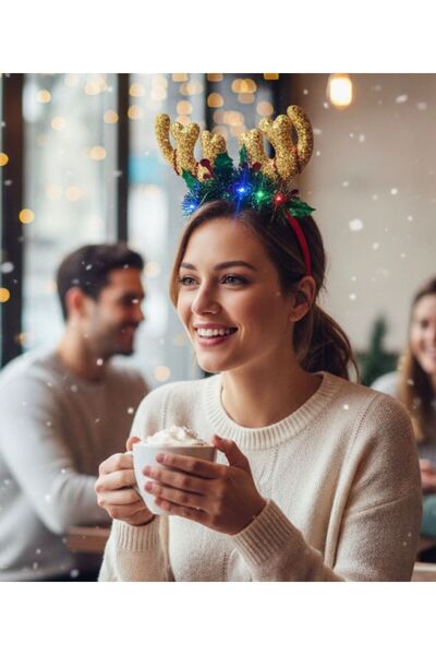 Tatlı Sebep New Year's Concept Crown with Illuminated Gold Sequin Detailed Deer Antler Figure (3 Light Modes)