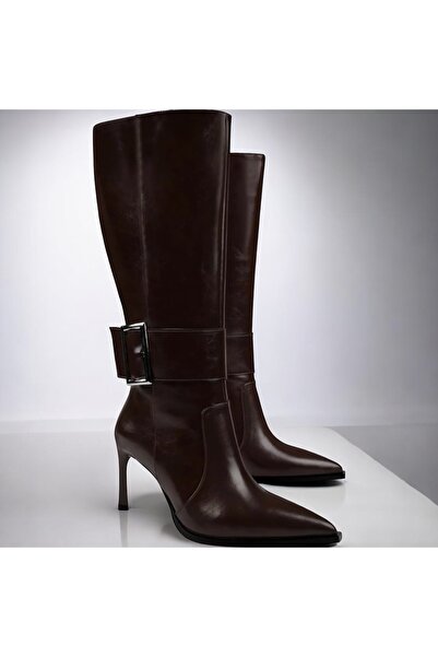 runa shoes Patent Leather Belt Detail Heeled Boots