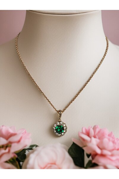 FAYRA ACCESSORIES قلادة على شكل زهرة الأقحوان مع حجر كريستال