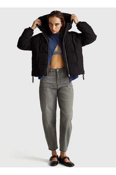 Benetton United Colors of Siyah Kadın Normal Mont 22T6DN086