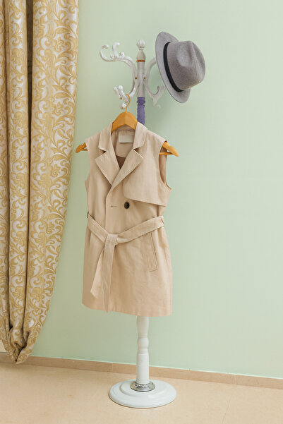 SADANHOME علاقة ملابس أرضية بتصميم عصري ومتينة لتنظيم أغراضك بسهولة