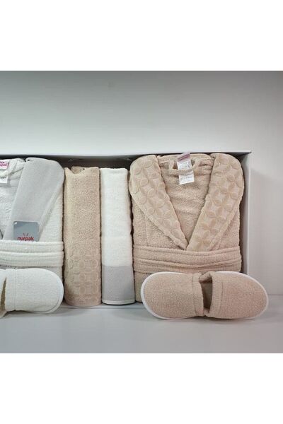 Reiashn Tupac robe set, off-white and beige, 11 pieces