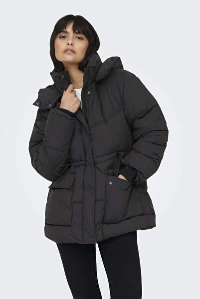 ONLY Women / Girls Black Coat Model Code: (15366707Black)