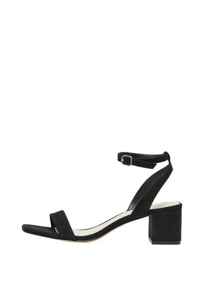 ONLY Shoes صندل نسائي/بناتي أسود رمز الموديل: (15289352Black)