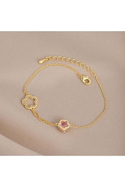 LIGANT Golden Bracelet for Elegant Women