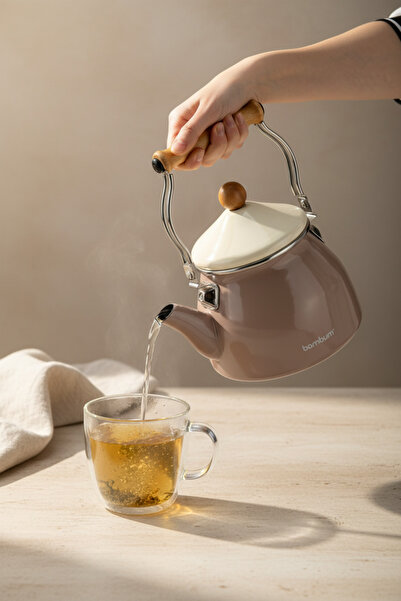 Bambum Nostalgia Wooden Handle Kettle Soil