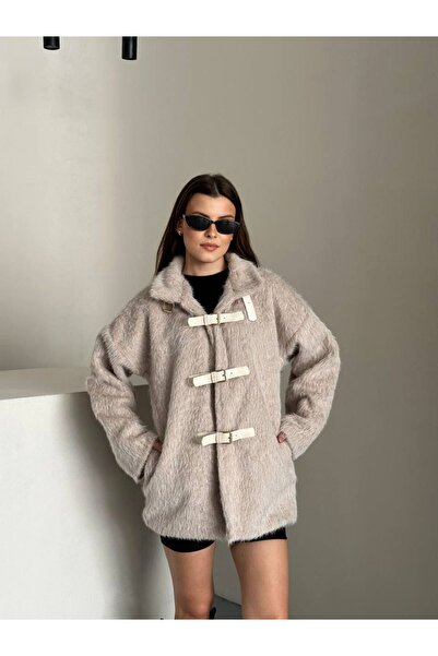 WYNA BOUTİQUE Oversize Cardigan with Tie-Up Stone Feathers