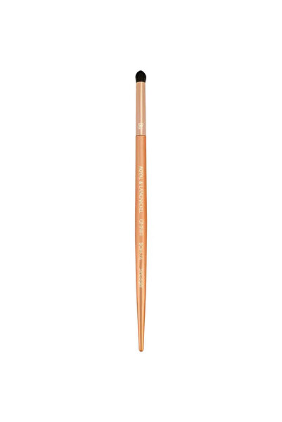 ROYAL AND LANGNICKEL Omnia Rose Gold Brush for creating the shadow effect