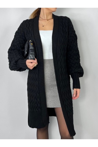 Vaniza Standard Size Knitted Woven Cardigan
