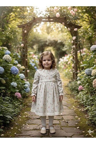 mayakids فستان بناتي مزين بتفاصيل زهور على الحزام وياقة مزينة بالشيفون ونقشة زهور