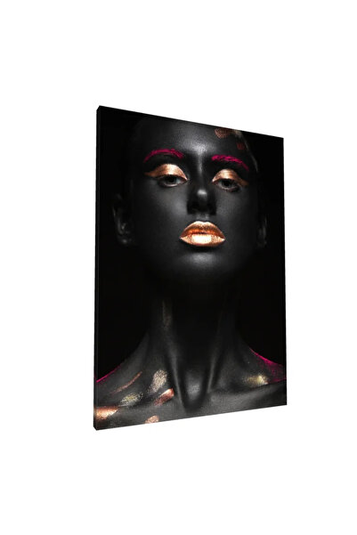 PozaTablou Pictură pe pânză: Portret artistic cu machiaj metalic 80x110 cm