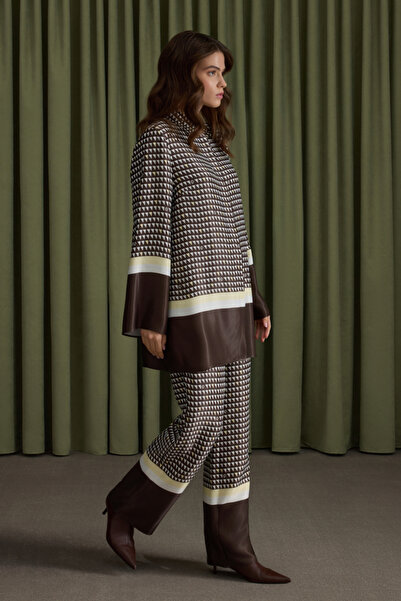 Aker Kahverengi Koza Desenli Beli Lastikli Viscon Pantolon