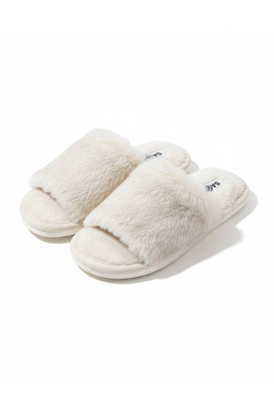 SARA Women's winter slippers with soft fur texture