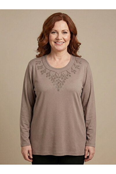 FATELLA Kadın Anne Vizon Yaka Nakış Detaylı Uzun Kollu Penye Bluz