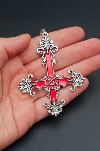 Karakedi Silver Kırmızı Gotik Cross Pentagram Kolye