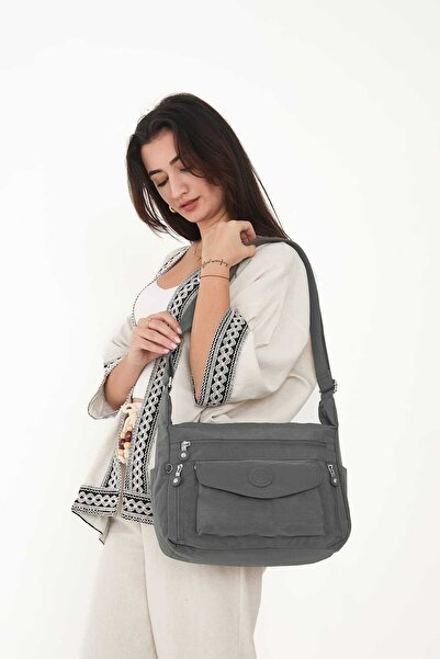 Sanmorris حقيبة كروس نسائية مقاومة للماء من القماش المجعد متعددة الأقسام وقاب...