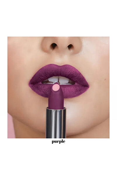 AVON Ruj cu finish mat si nucleu acid hialuronic