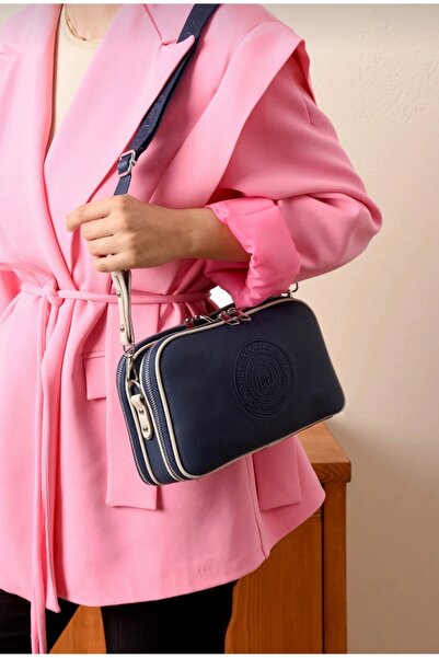 Just Polo حقيبة كتف وحزام متقاطع للنساء باللون الأزرق الداكن والحجري-BD6000