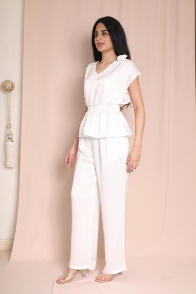 AMAZ طقم ساتان ببلوزة بيبلوم وبنطلون واسع - إطلالة راقية ومريحة