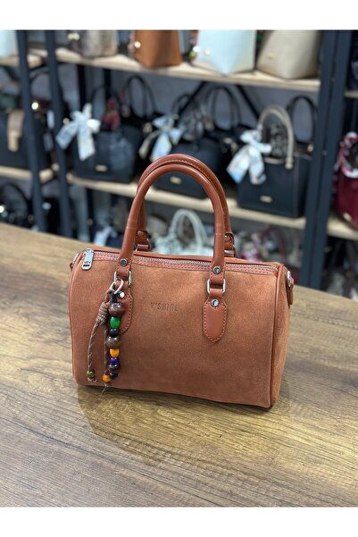 MODEL 5011 CHARM DETAYLI HAKİKİ DERİ SÜET ÇANTA (KİREMİT)