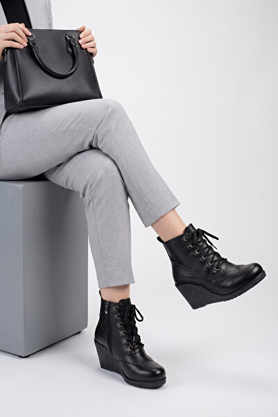 FEMME حذاء نسائي يومي بسحاب ونعل سميك من ماتي