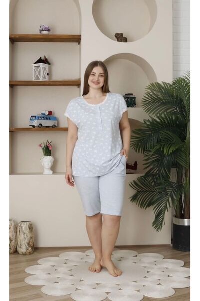 İpek Women's Short Sleeve Capri Plus Size Pajama Set