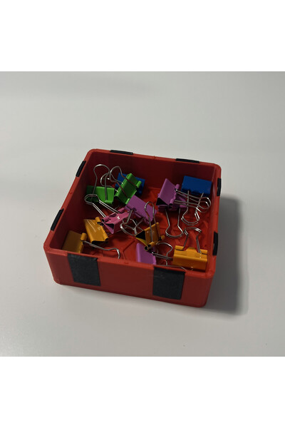 DECORADI Red magnetic modular tray, 9 x 9 cm, 3D printed from PLA