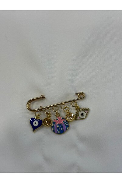 Minoaé Gold Charm Detaylı Yaka İğnesi - Şans Figürlü Broş Aksesuar
