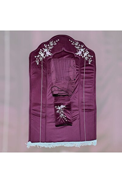 FABRIC سجادة صلاة مخملية فاخرة بلون خمري، مزخرفة بتطريز وردي أنيق مع طقم خفيف...